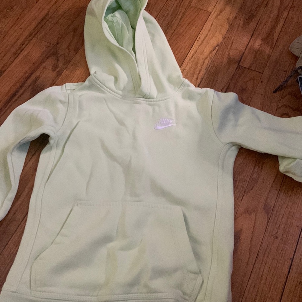 Nike hoodie boys